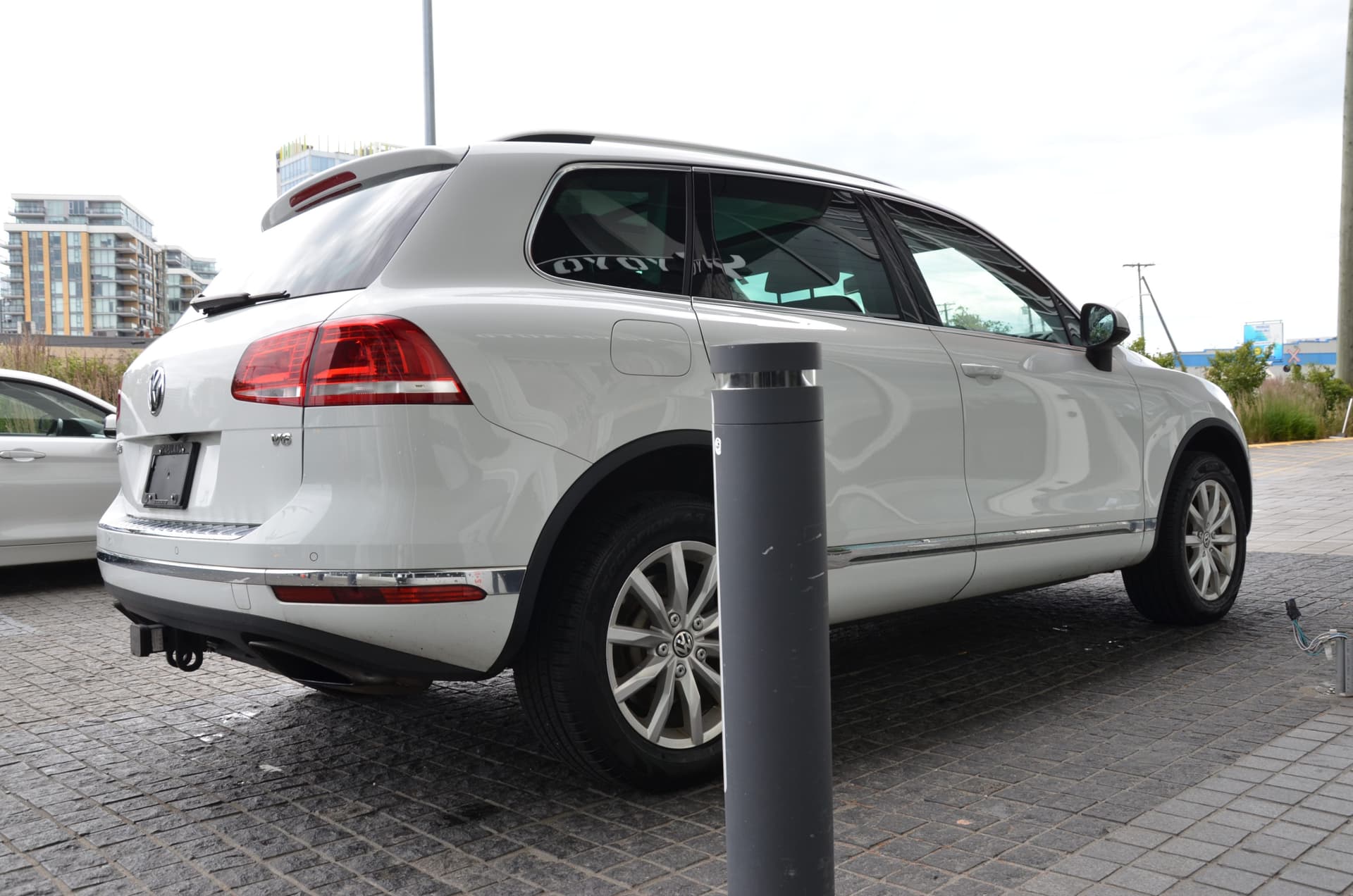2016 Volkswagen Touareg 4dr V6