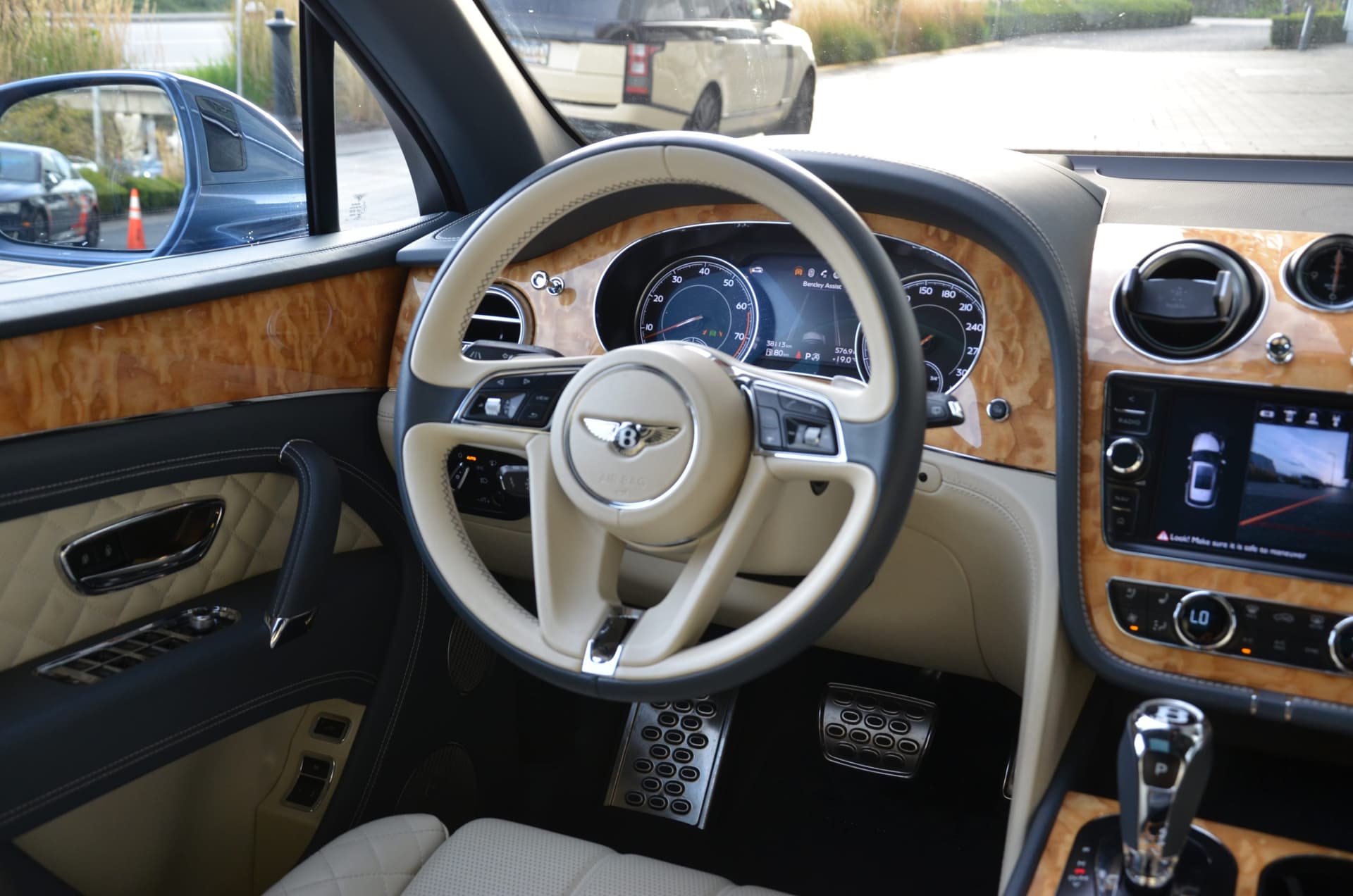 2017 Bentley Bentayga W12 AWD