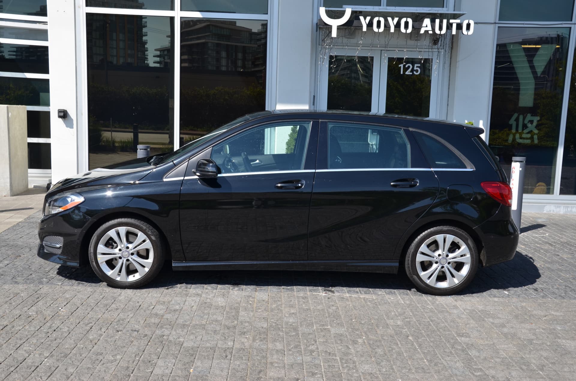 2017 Mercedes-Benz B-Class 4dr HB B 250 Sports Tourer 4MATIC