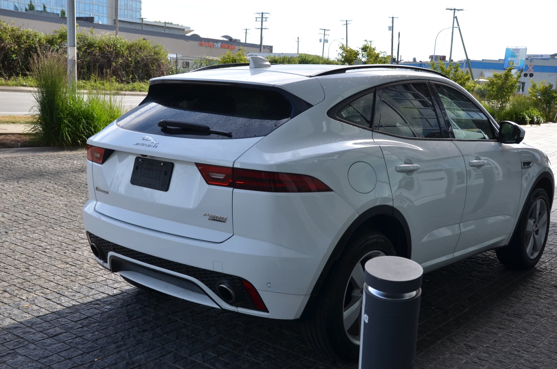 2018 Jaguar E-PACE P300 AWD R-Dynamic SE