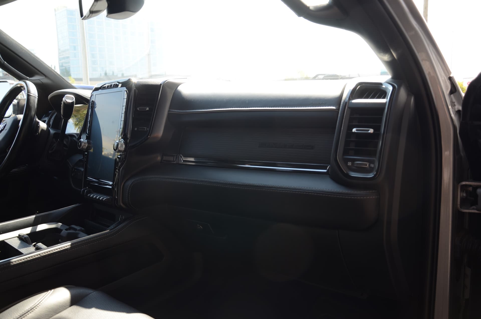 2022 Ram 3500 Limited 4x4 Crew Cab 6'4" Box