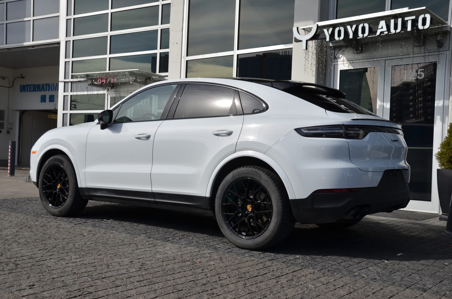 2023 Porsche Cayenne Coupe AWD