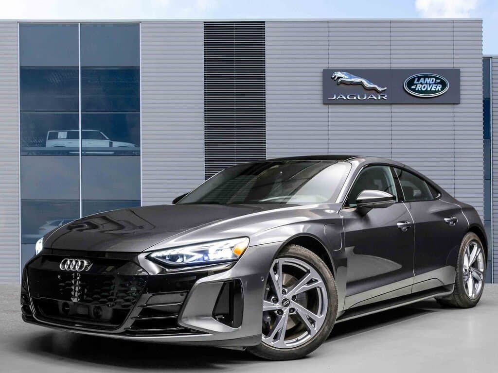 2022 Audi E-tron GT Base