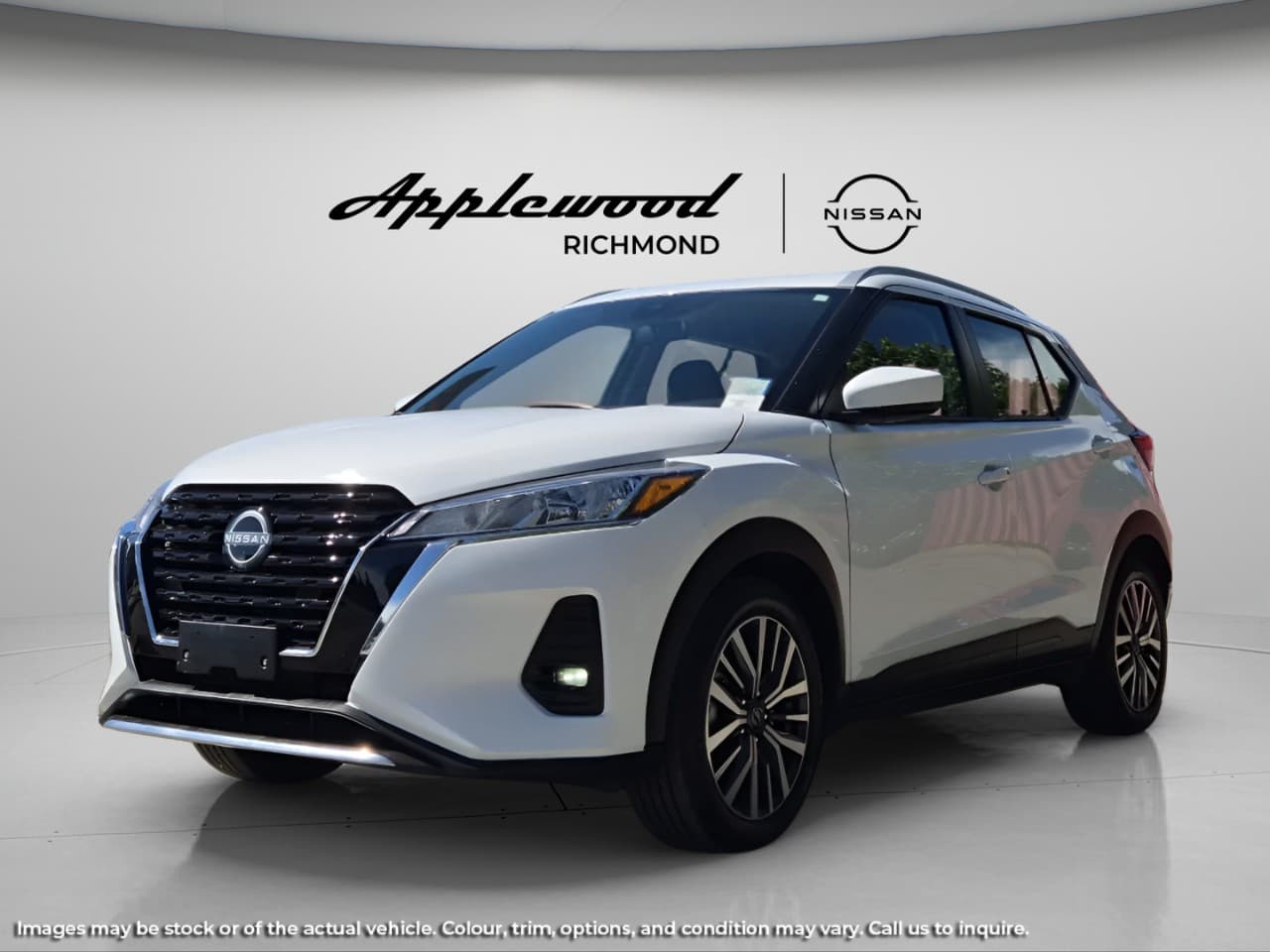 2025 Nissan Kicks Play SV CVT