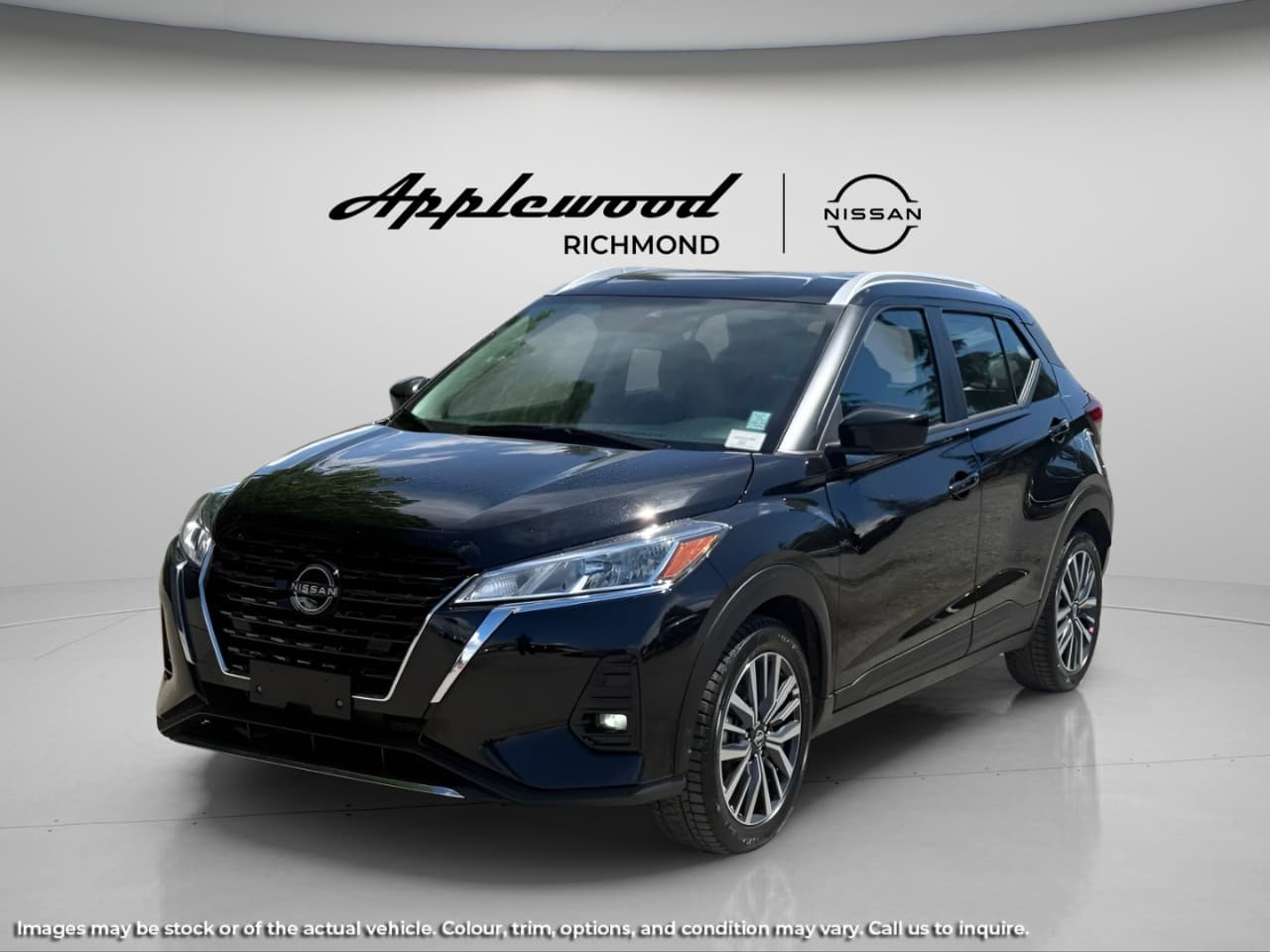 2025 Nissan Kicks Play SV CVT