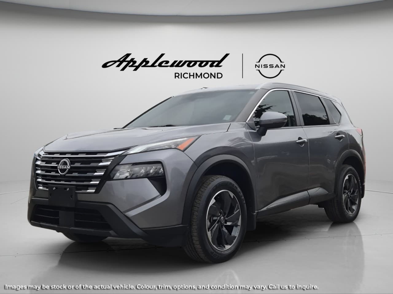 2024 Nissan Rogue SV Moonroof