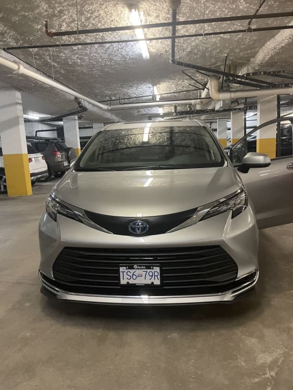 2023 Toyota Sienna FWD