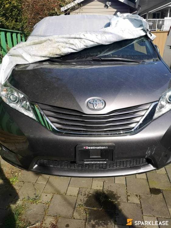 2015 Toyota Sienna LE