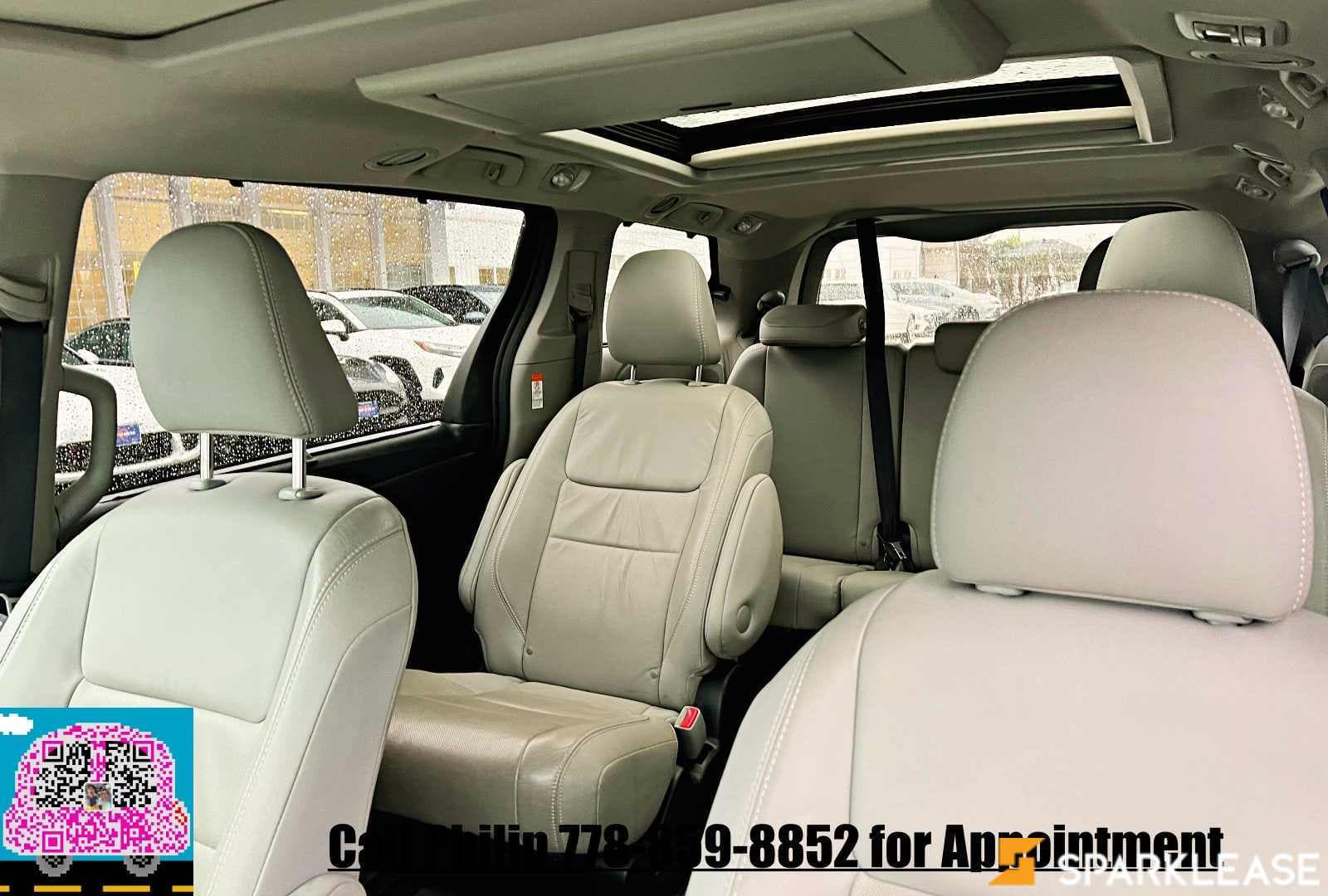 2017 Toyota Sienna 5dr XLE Limited 7-Pass AWD