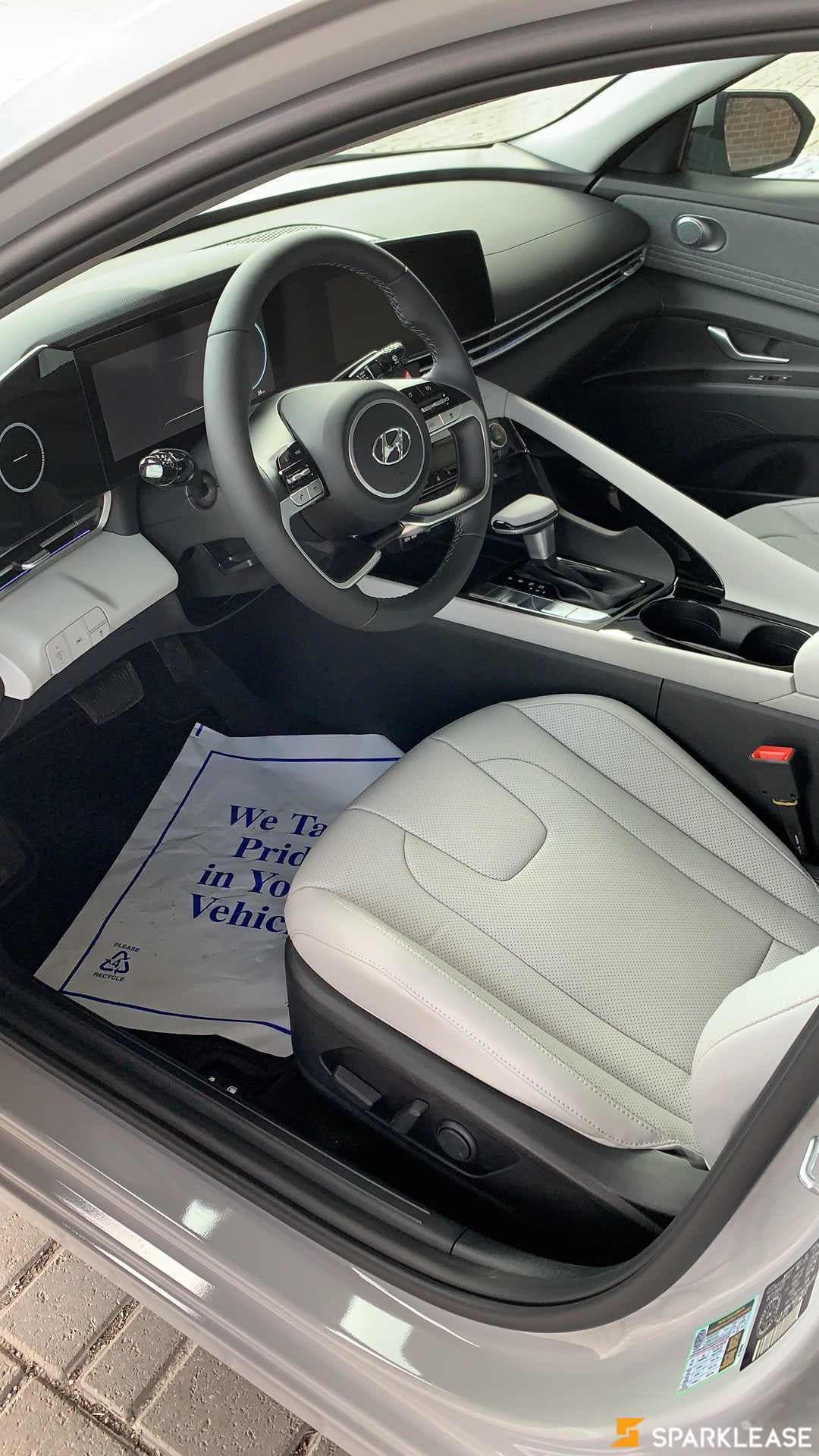 2022 Hyundai Elantra Ultimate Tech IVT w...