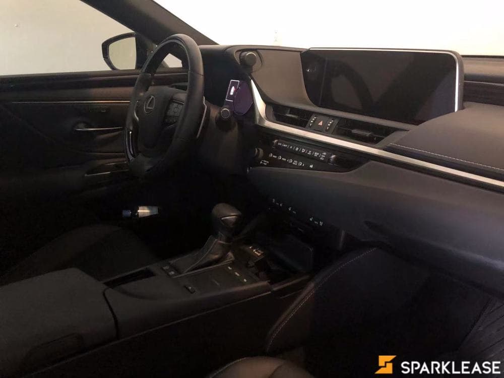 2021 Lexus ES 300h