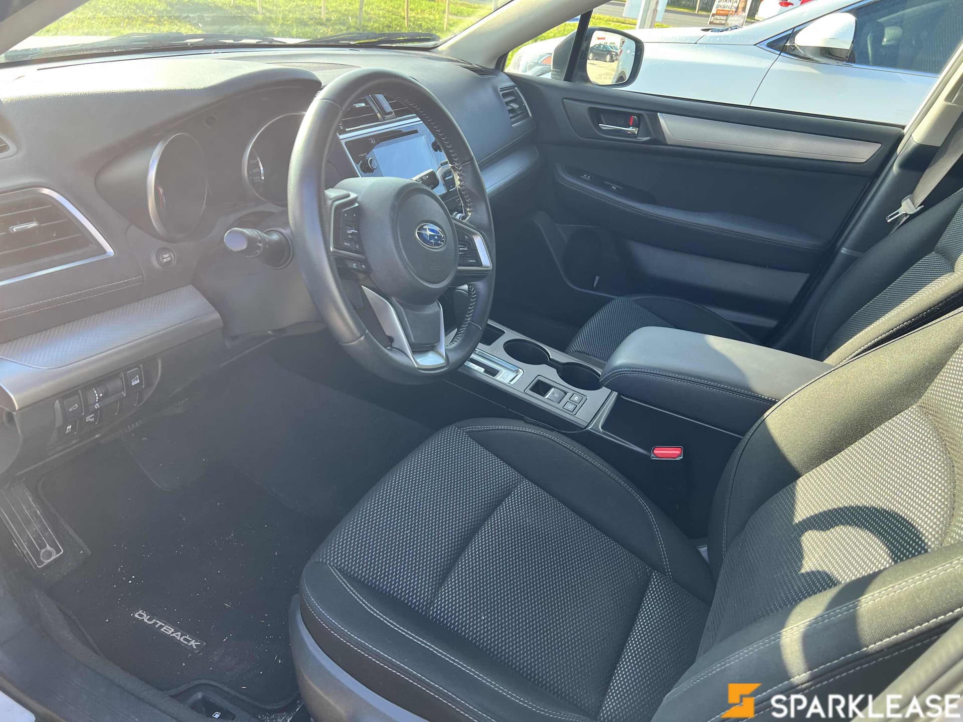 2018 Subaru Outback 2.5i Touring w/EyeSight Pkg