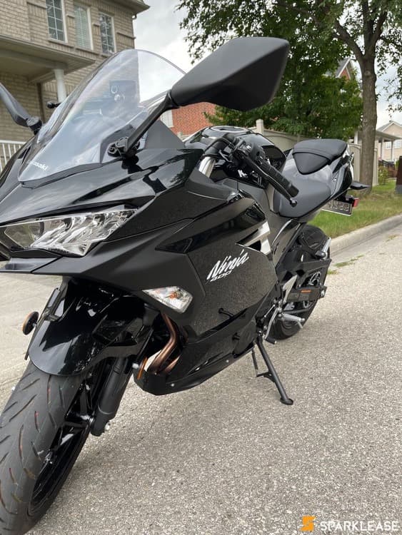 2021 Kawasaki Ninja400