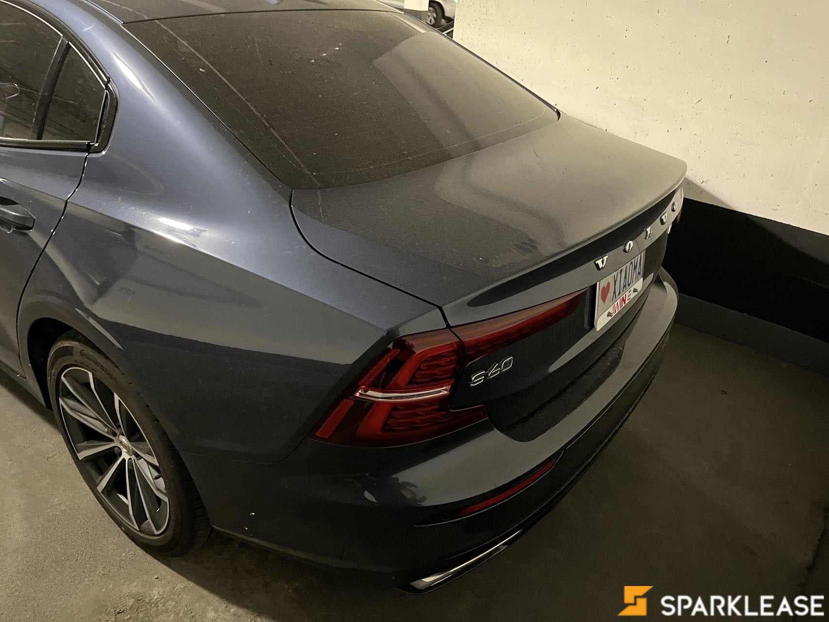 2022 Volvo S60 B5 AWD Momentum