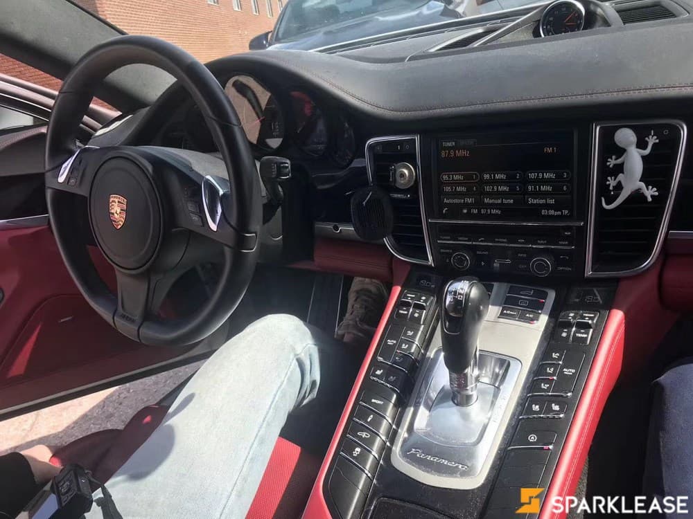 2015 Porsche Panamera