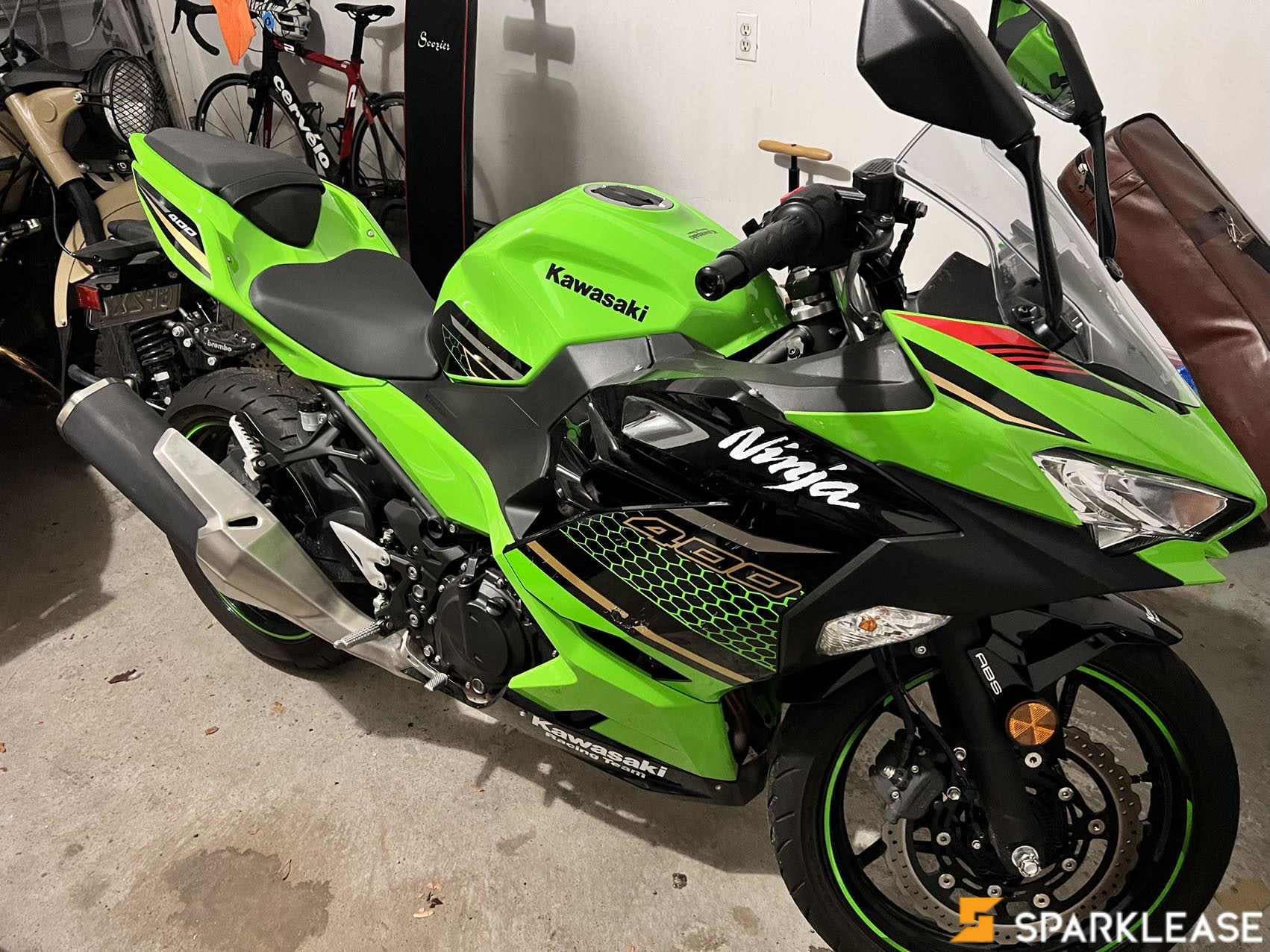 2021 Kawasaki ninja400