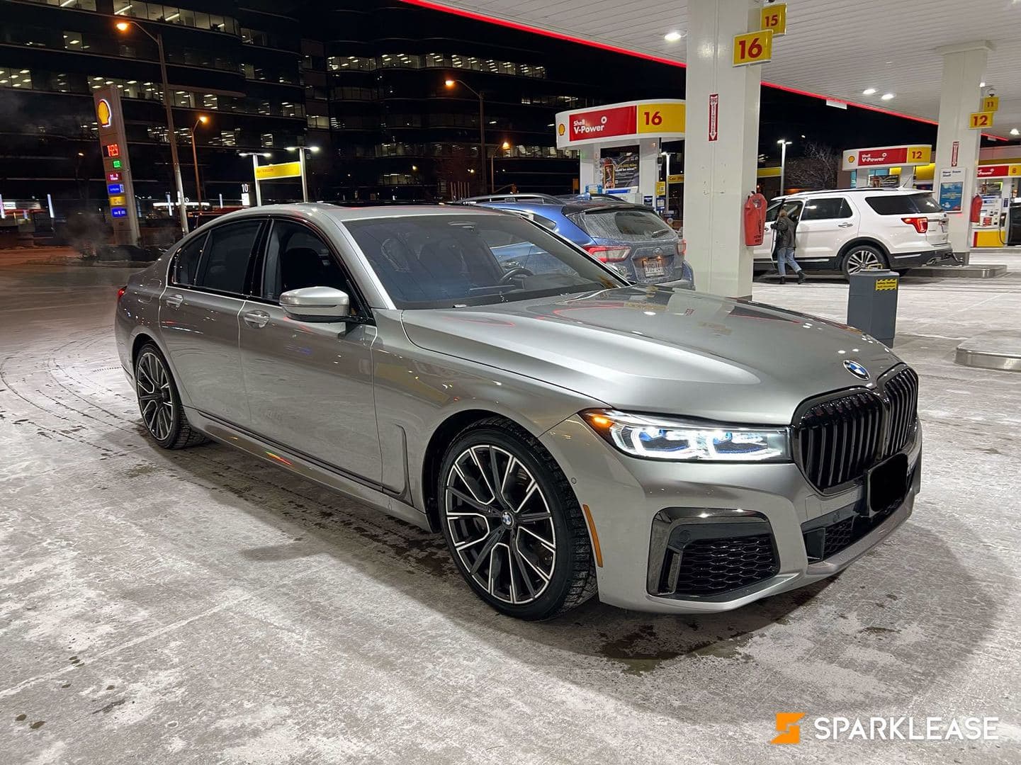 2020 BMW 750i xDrive B&W 回国急卖 可Lease/Finance