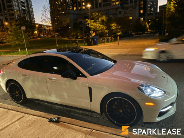 2018 Porsche Panamera 4S 白外红内超级顶配