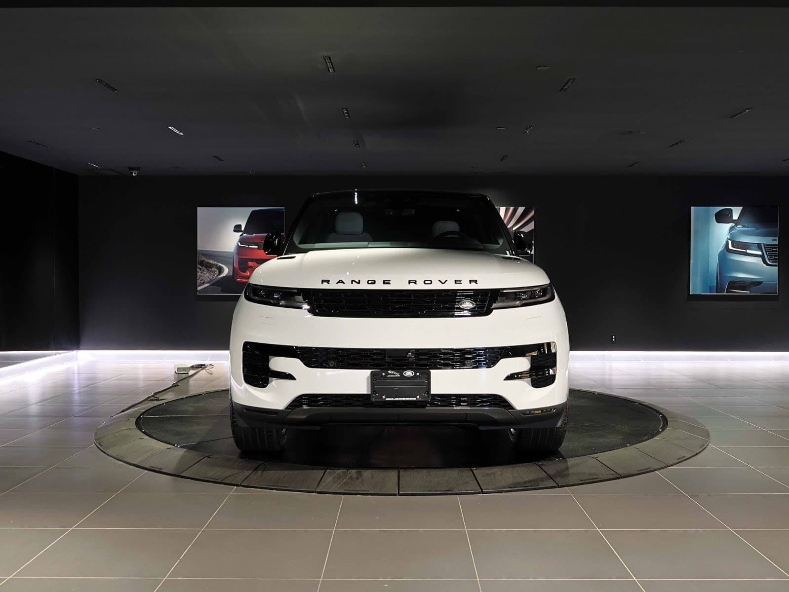 2026 Land Rover Range Rover Sport S