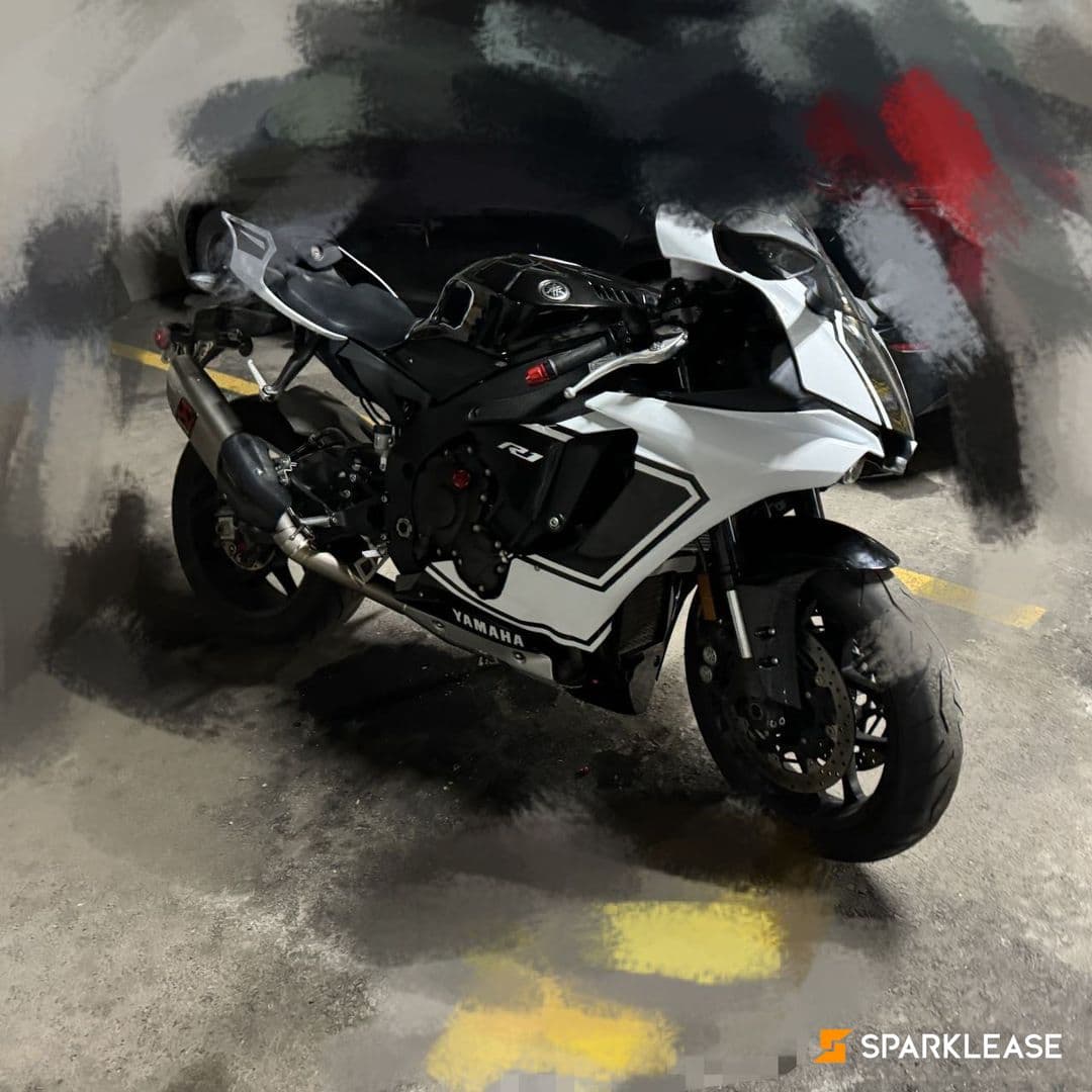 2017 Yamaha R1