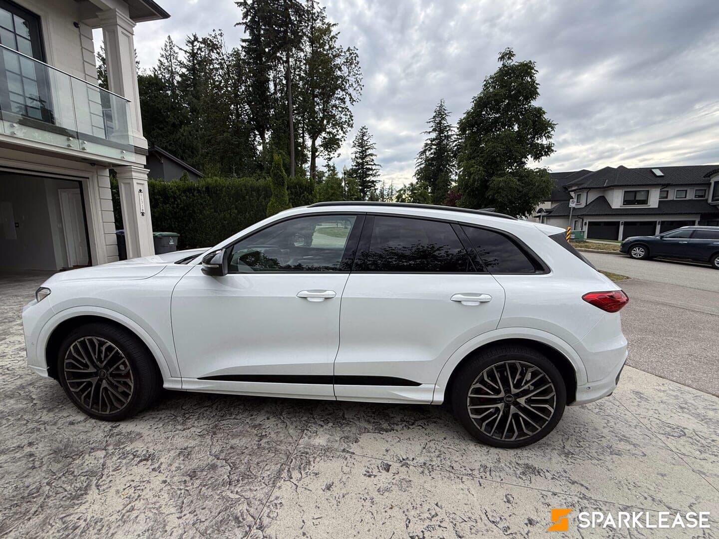 2025 Audi SQ5 Technik 3.0 TFSI quattro