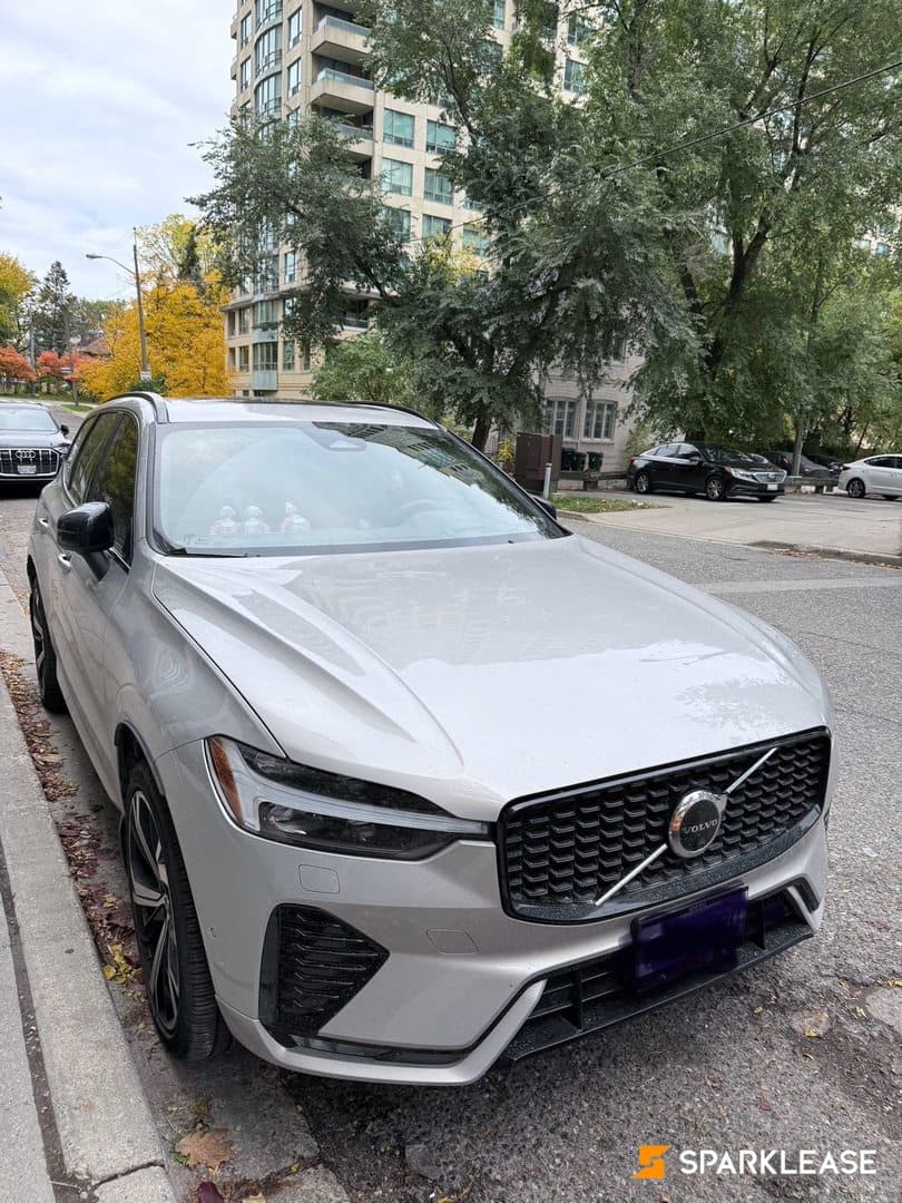 2022 Volvo XC60 B6 AWD R-Design