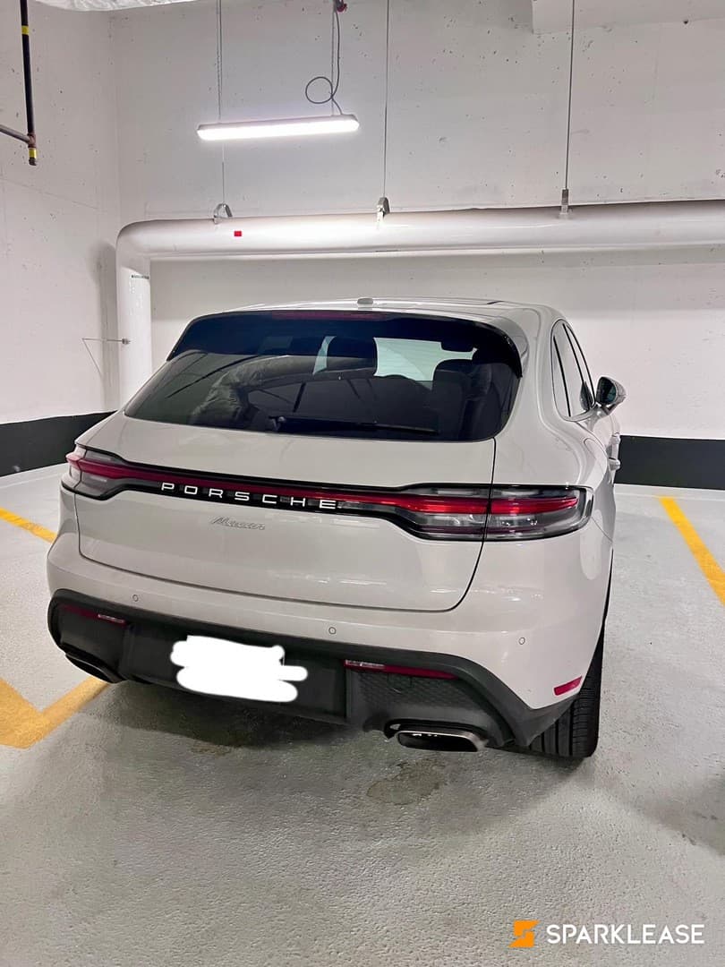 2023 Porsche Macan AWD