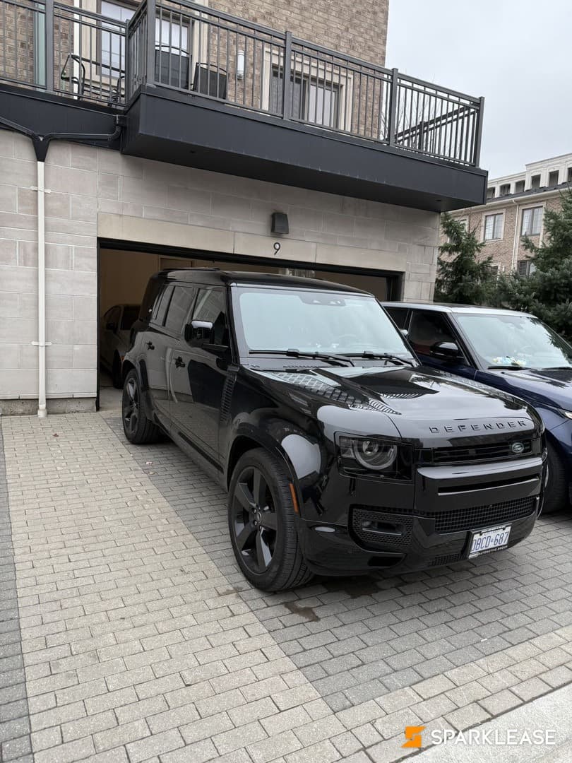 2024 Land Rover Defender 110 P400 S