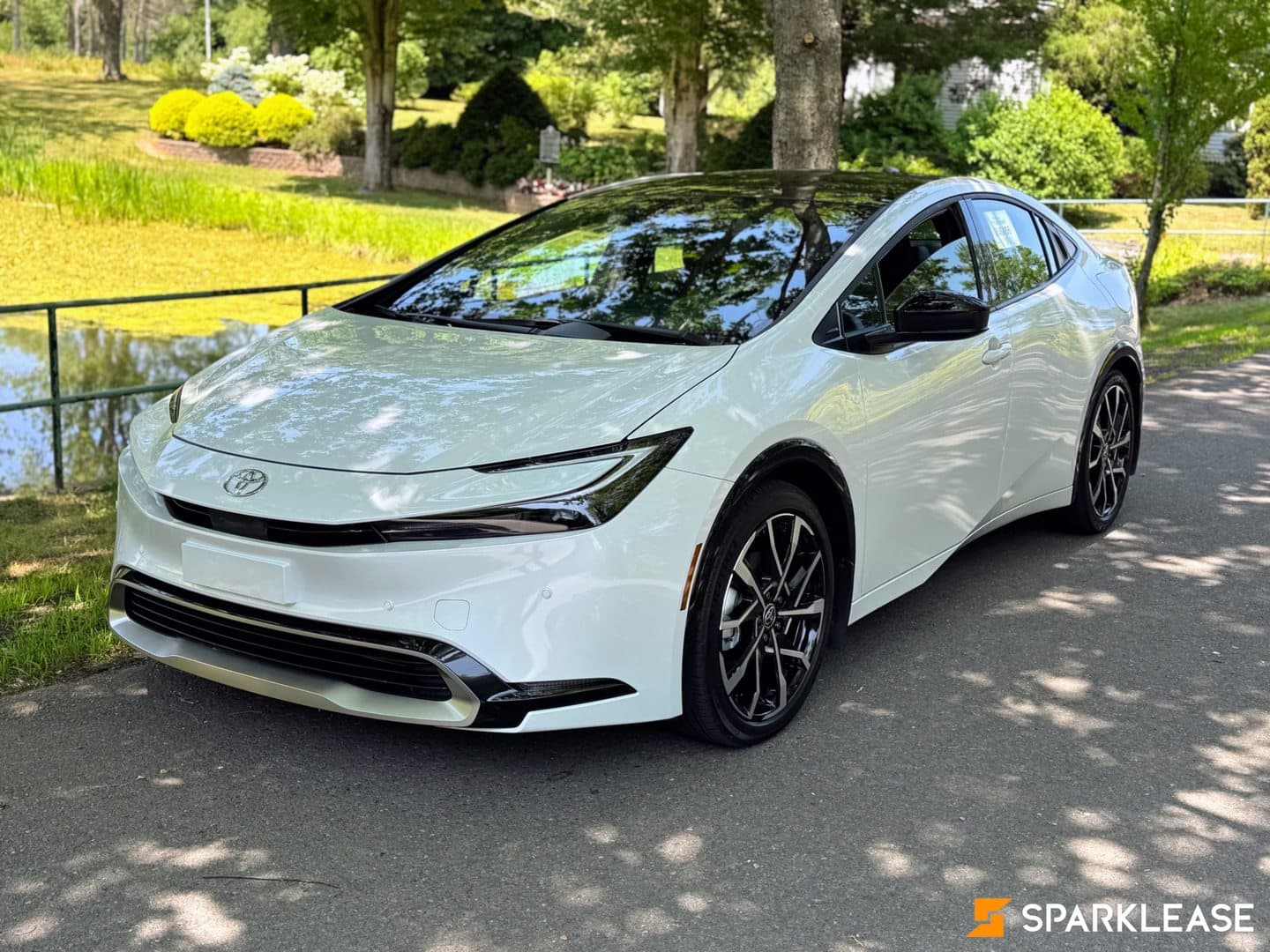2025 Toyota Prius Plug-In Hybrid Auto