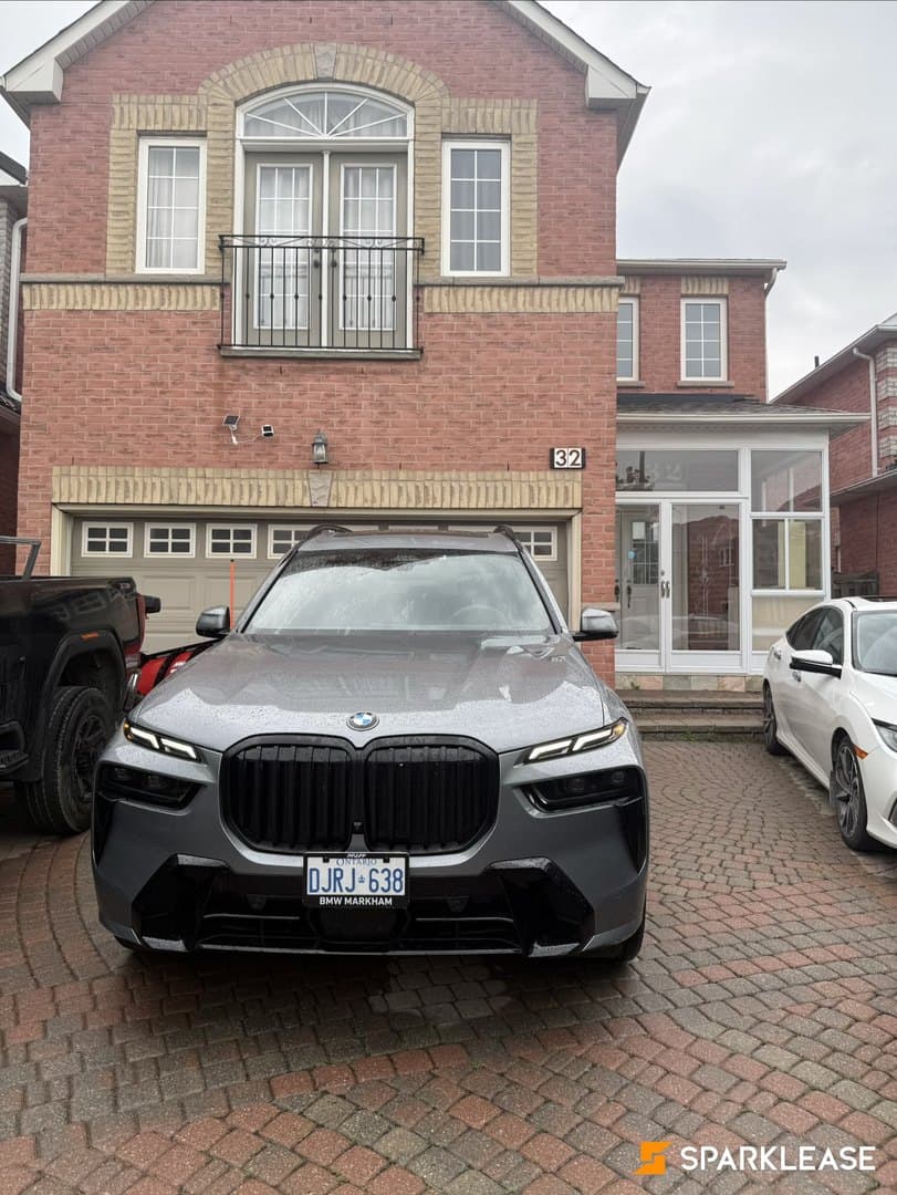 2026 BMW X7 xDrive40i Sports Activity Vehicle