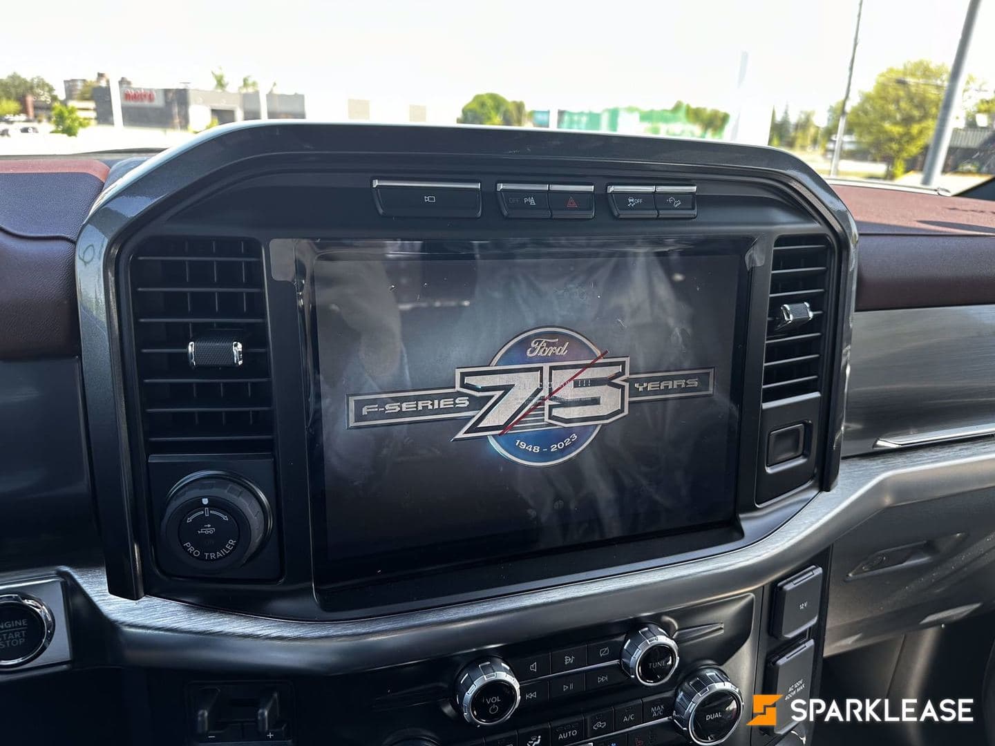 2023 Ford F-150 LARIAT 4WD SuperCrew 5.5' Box