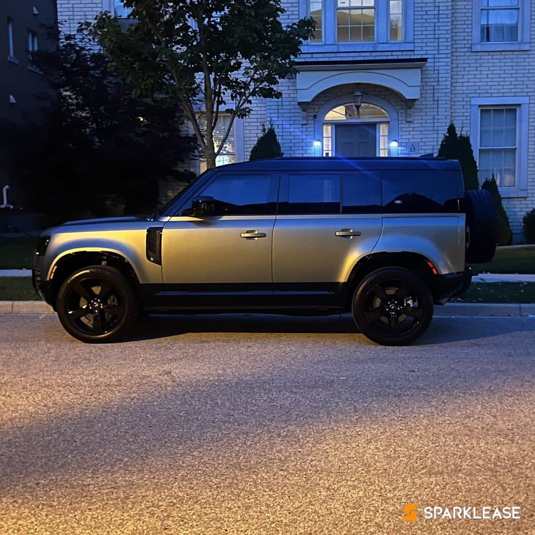 2024 Land Rover Defender 110 P400 X-Dynamic SE